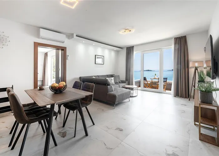 Amazing Becir - Near Dubrovnik فيلة *