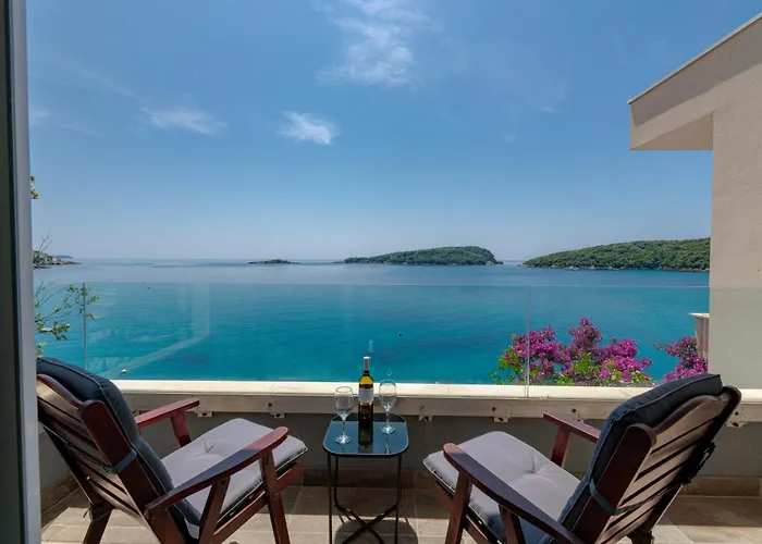 فيلة Amazing Becir - Near Dubrovnik *